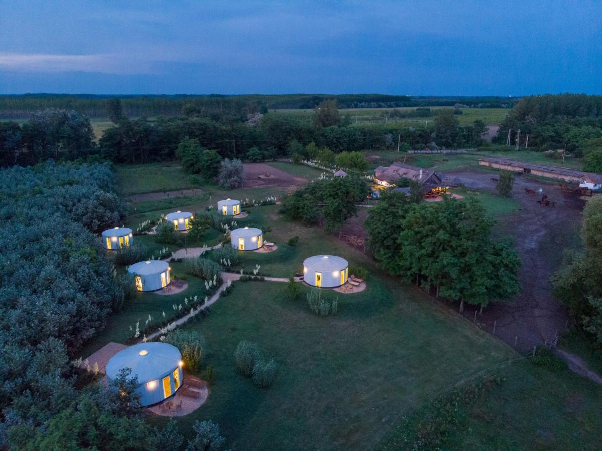 Homoki Lodge Bed & Beyond Glamping (Adults Only) Ruzsa Экстерьер фото